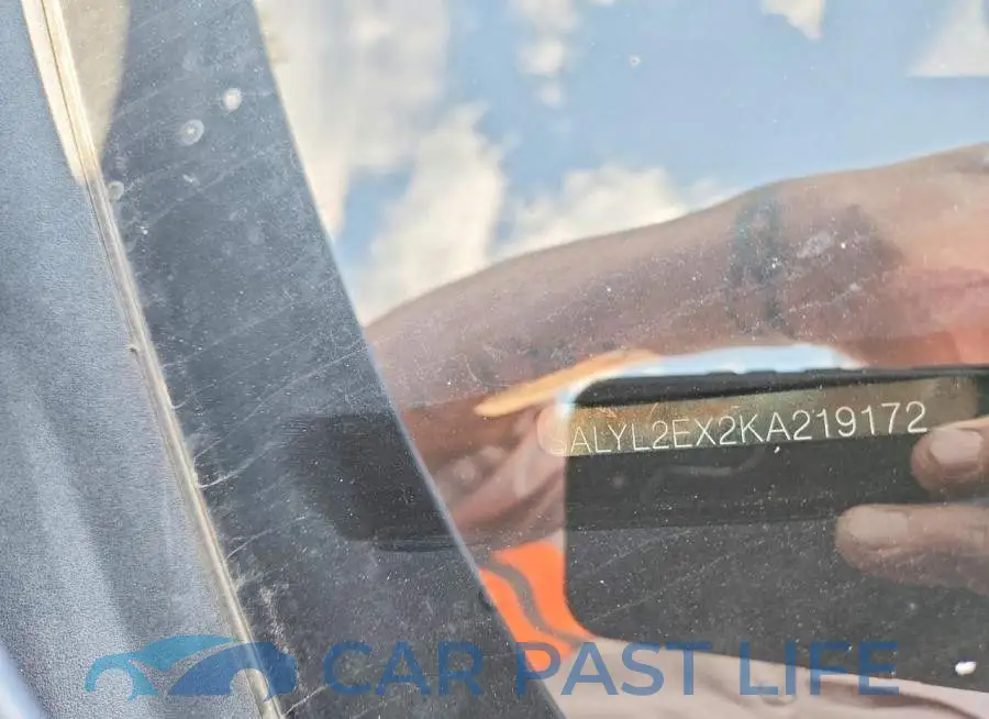 SALYL2EX2KA219172# 13