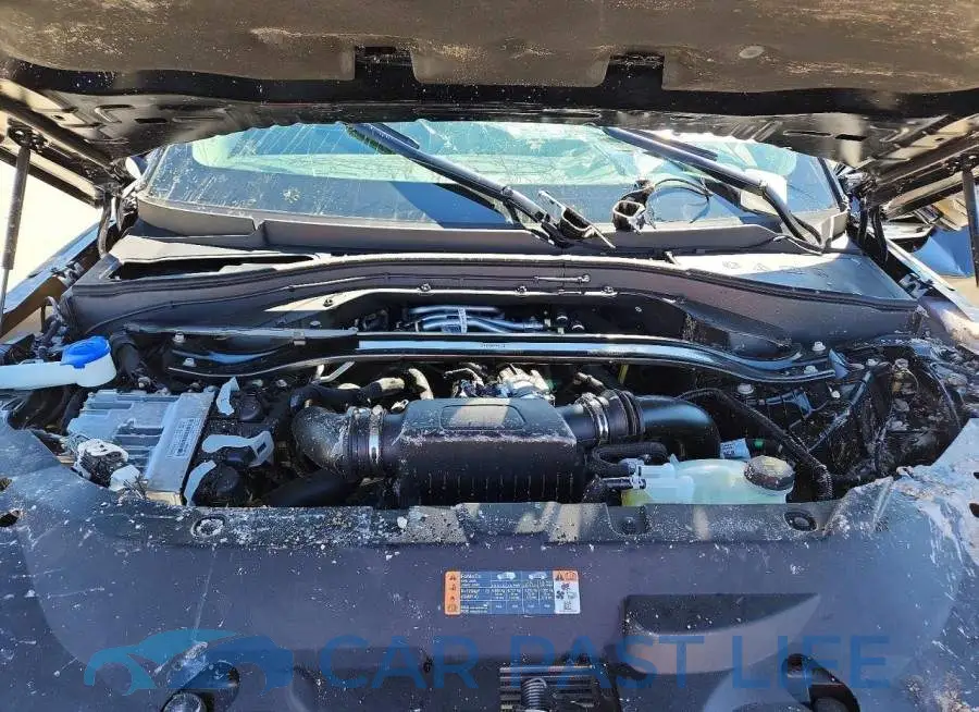 5LM5J7XC0SGL17968# 12