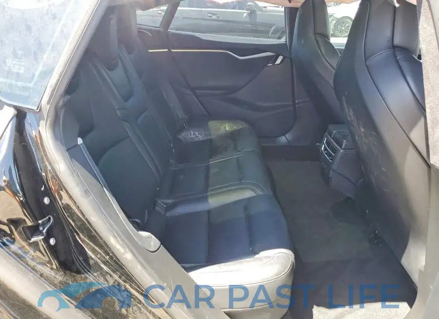 5YJSA1E28JF239840# 10