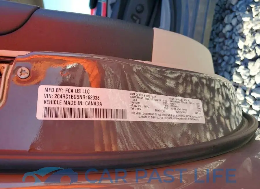 2C4RC1BG5NR162038# 12