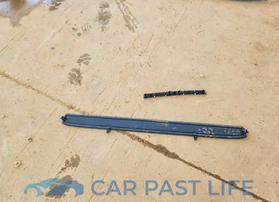 YV4102DL8L1559926# 13