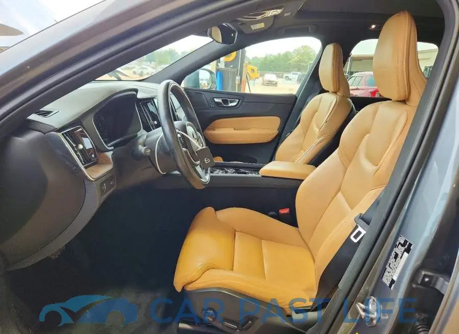 YV4102DL8L1559926# 7