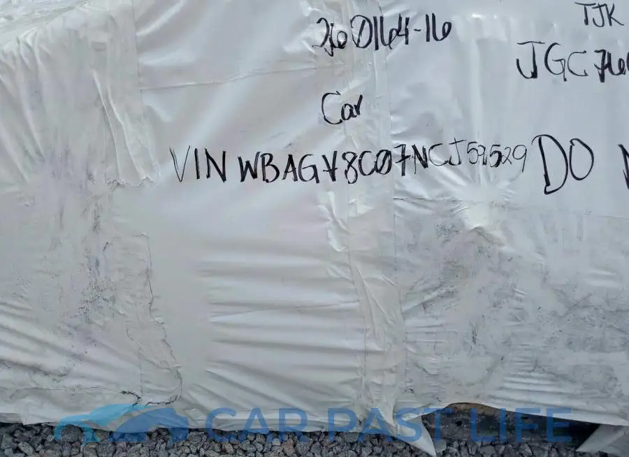 WBAGV8C07NCJ59529# 7