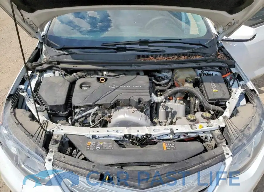 1G1RC6S58JU129875# 11