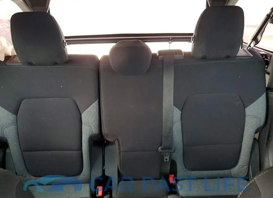 1FMDE5BH8NLB85693# 10