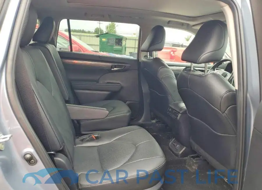 5TDEBRCH2RS645507# 11