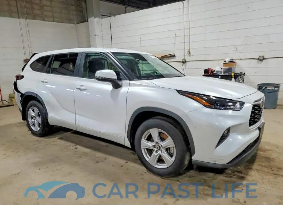 5TDKDRBH2RS533708# 4