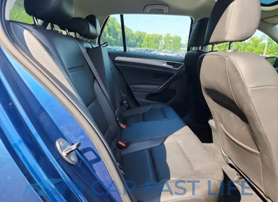 3VW217AU5HM037924# 10