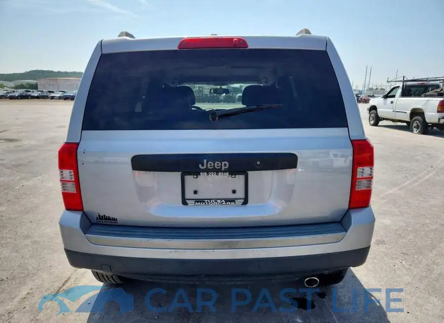 1C4NJPBAXHD161865# 6