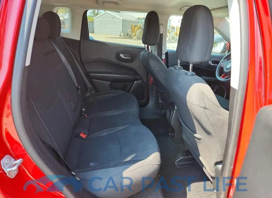 3C4NJDABXLT109082# 10