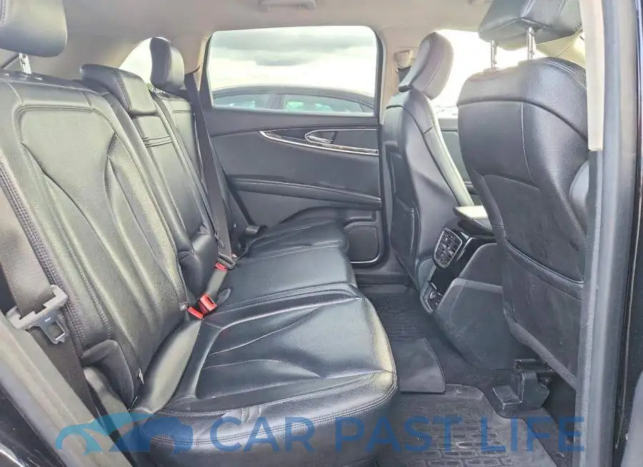 2LMPJ6J99NBL11301# 10
