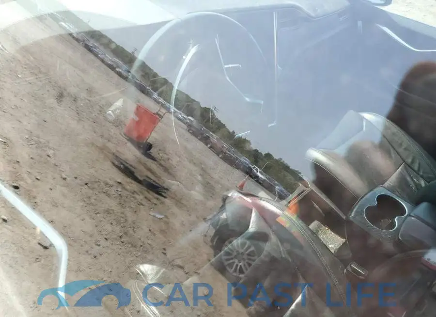 5YJXCBE27HF055831# 8