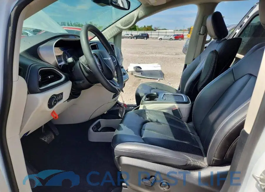 2C4RC1BG2RR110887# 7