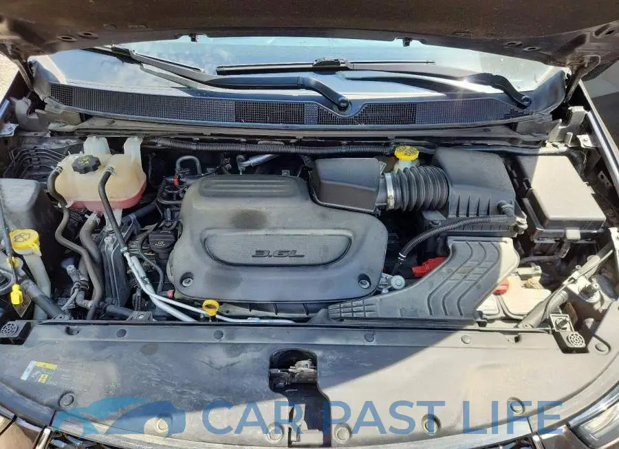 2C4RC1BG4MR593582# 12