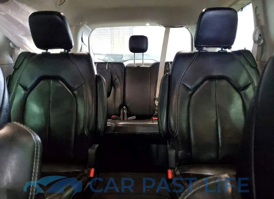 2C4RC1BG8NR114047# 10