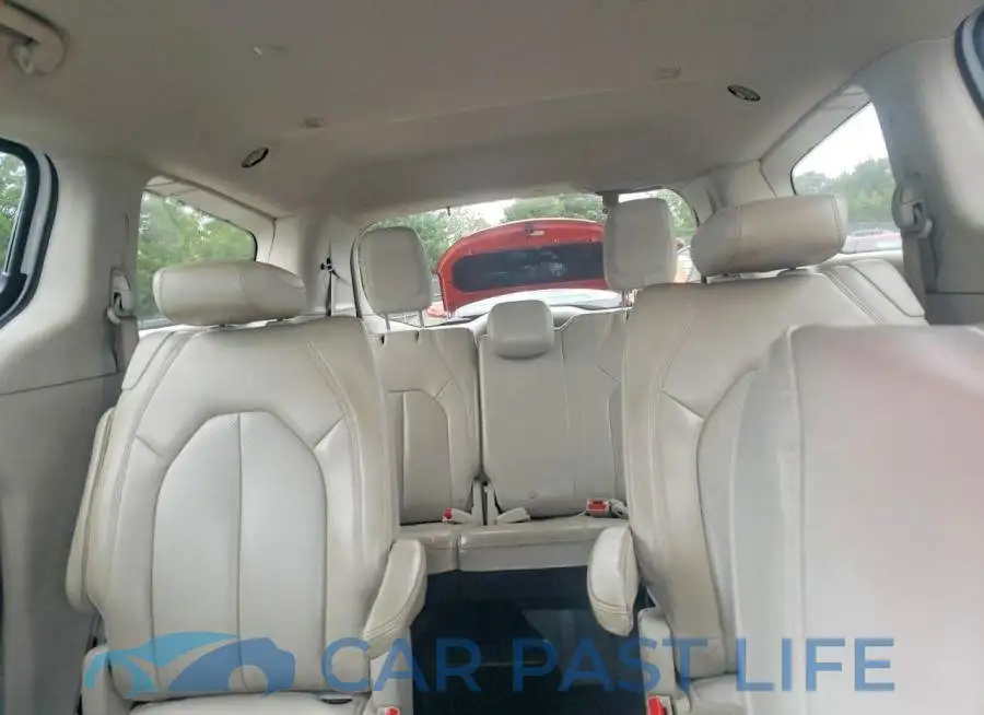 2C4RC1DG4MR549739# 10