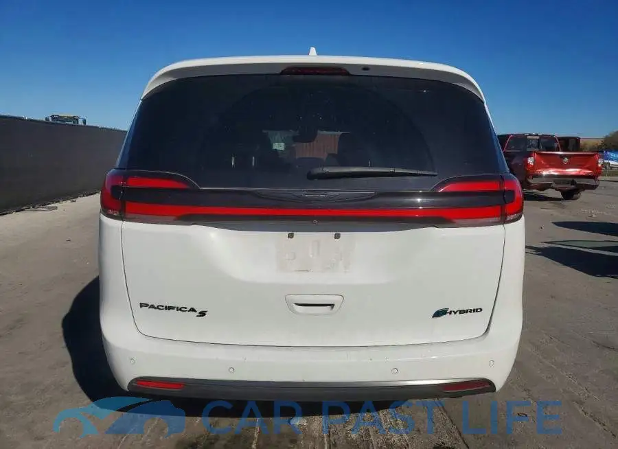 2C4RC1S72NR215939# 6