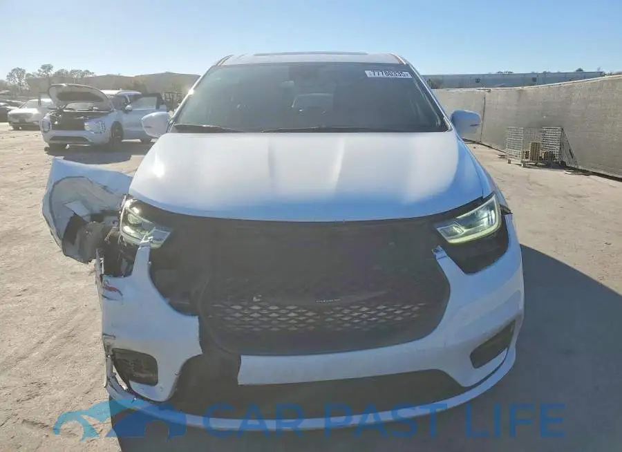 2C4RC1S72NR215939# 5