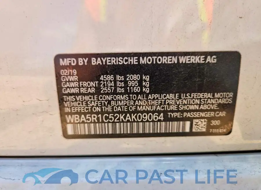 WBA5R1C52KAK09064# 12