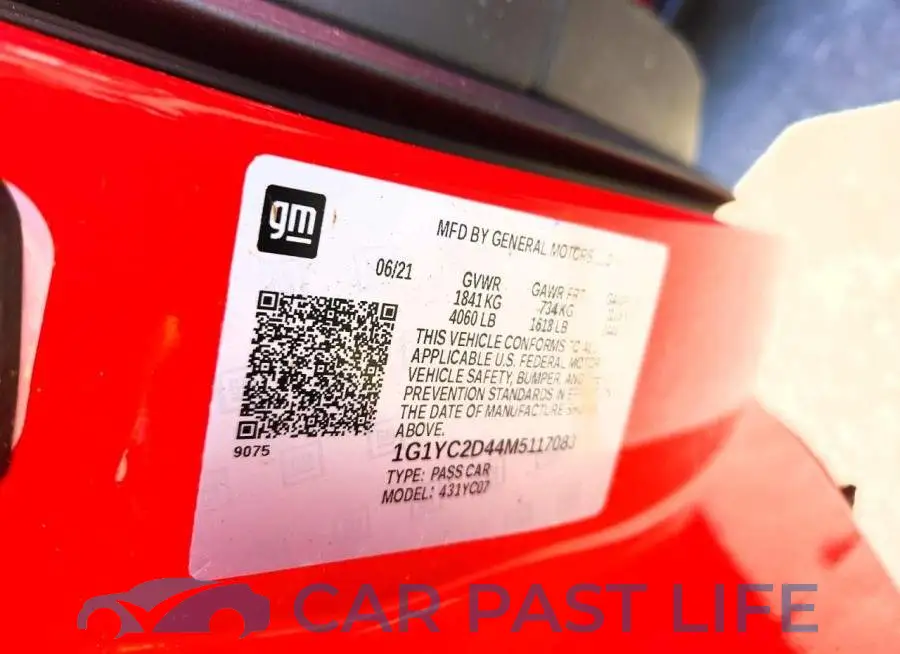 1G1YC2D44M5117083# 12