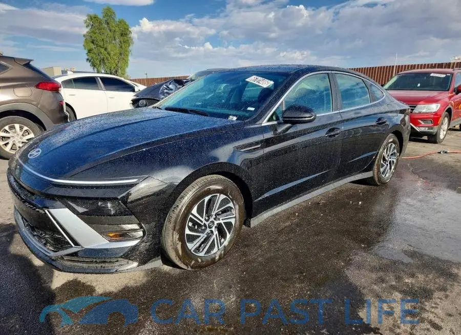KMHL24JJ7TA183882# 1