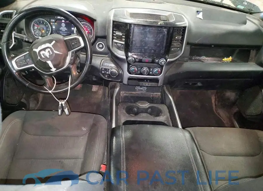 1C6RRFBG1NN342035# 8