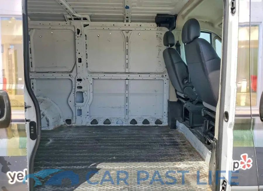 3C6TRVAG8JE109852# 11