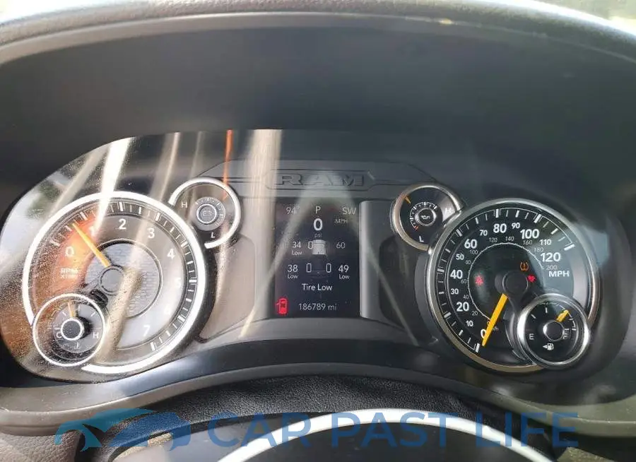 3C6UR4HJ3KG666254# 9