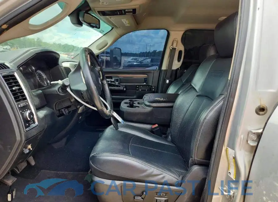 3C6UR5FL2JG241889# 7