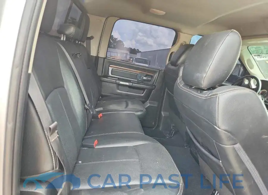 3C6UR5FL2JG241889# 10