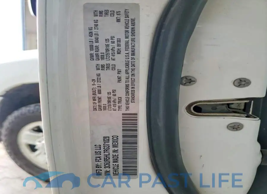 3C6UR5HL7RG371028# 12