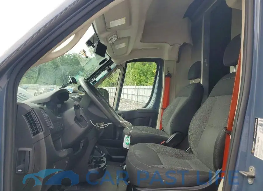 XC6URVJG9LE136789# 7