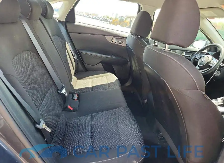 3KPF24AD0LE186826# 10