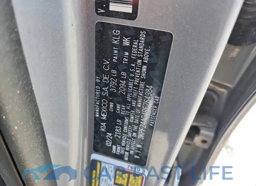 3KPF24AD4RE764984# 12