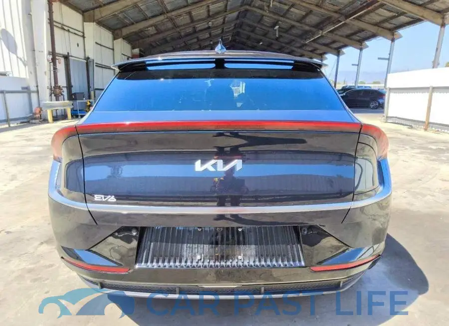 KNDC34LA8R5205758# 6