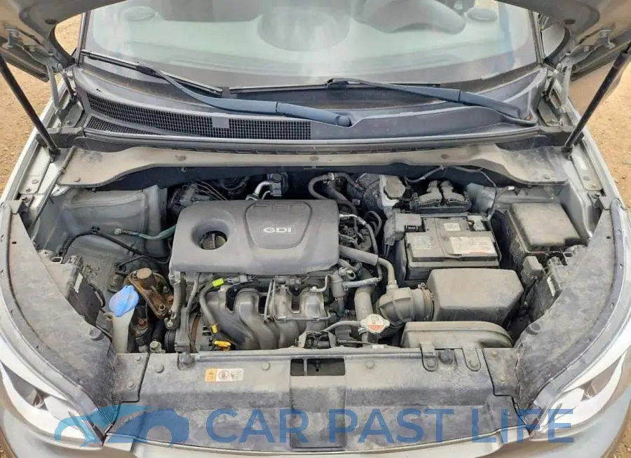 KNDJN2A29K7011302# 11