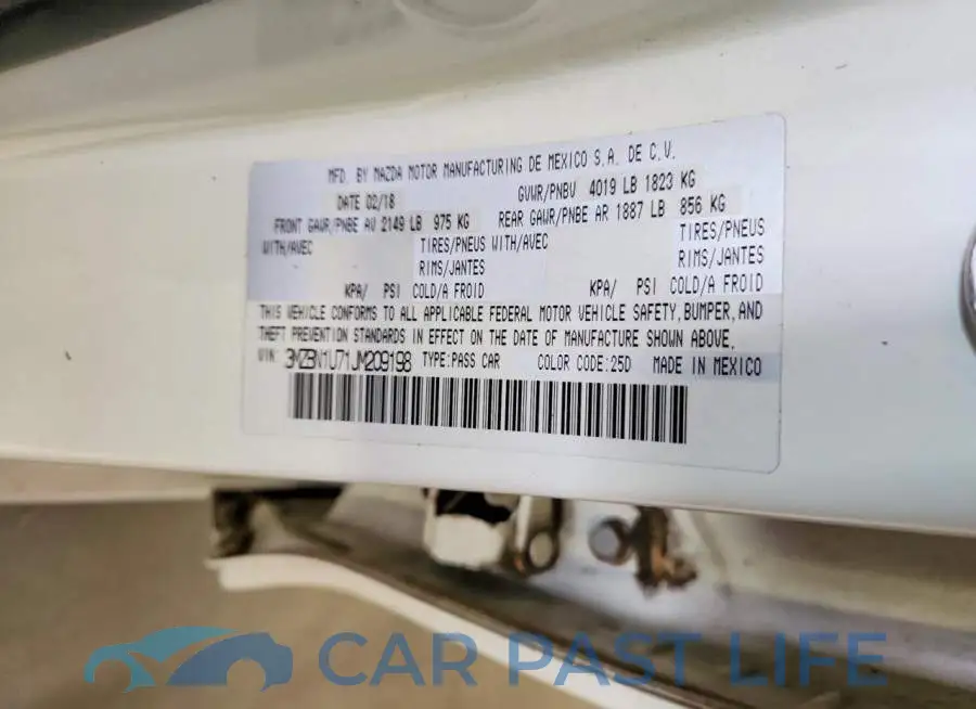 3MZBN1U71JM209198# 13