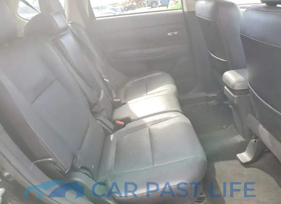 JA4AD3A30JZ071564# 11