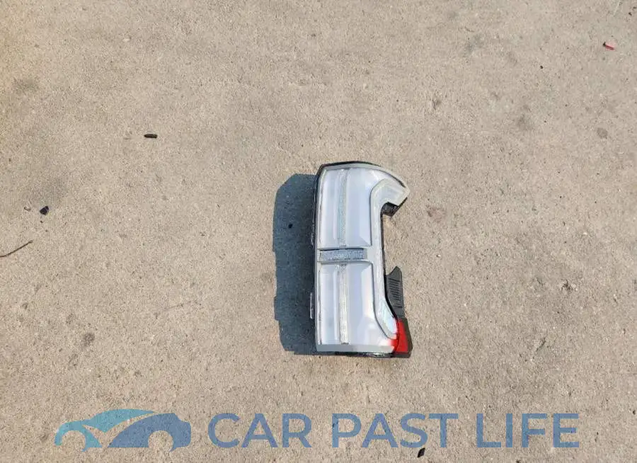 3TMLB5JN8RM041310# 12