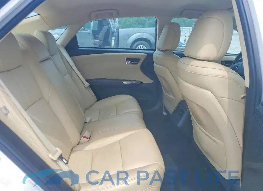 4T1BK1EB6JU281391# 10