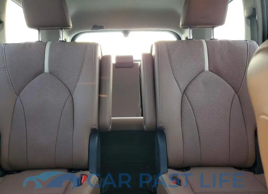 5TDAAAB59TS108389# 10