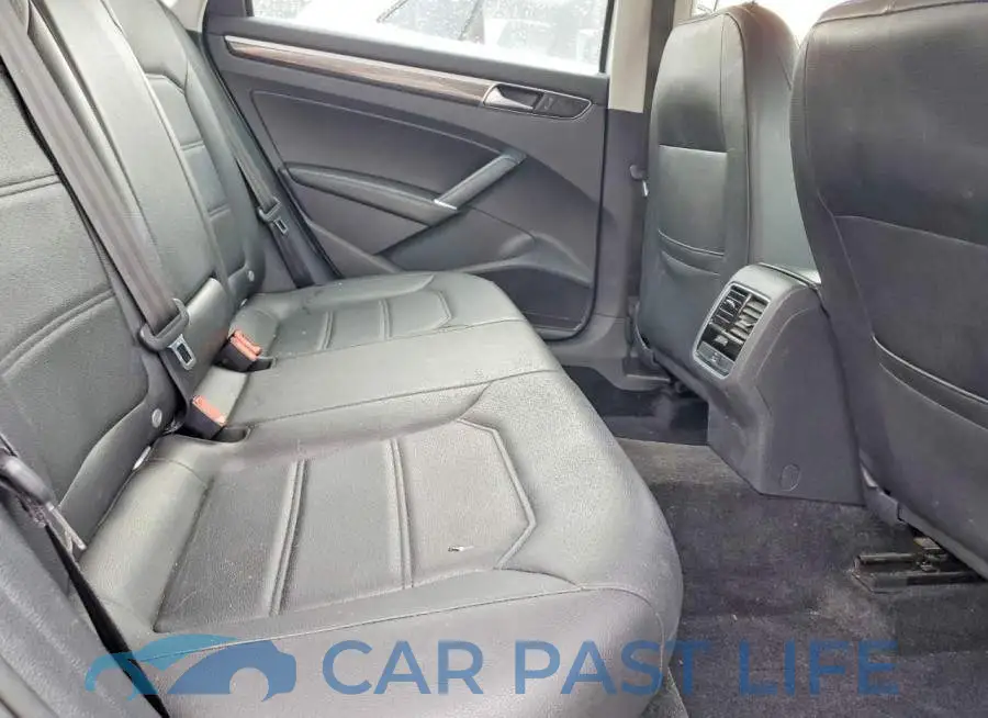 1VWBT7A38HC076526# 10