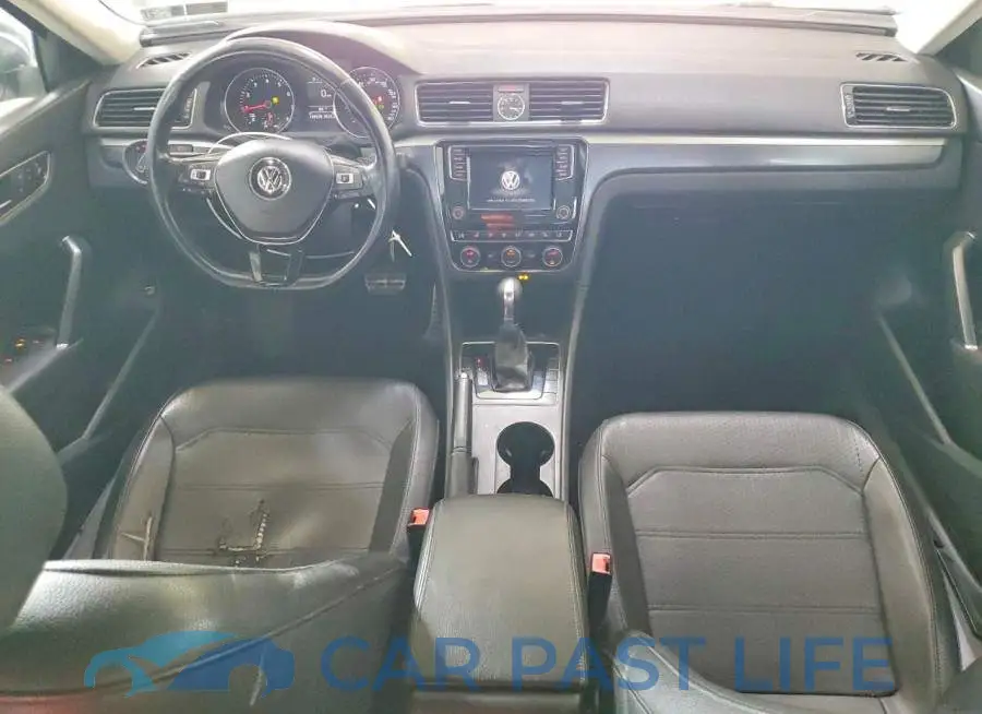 1VWDT7A30HC035509# 8