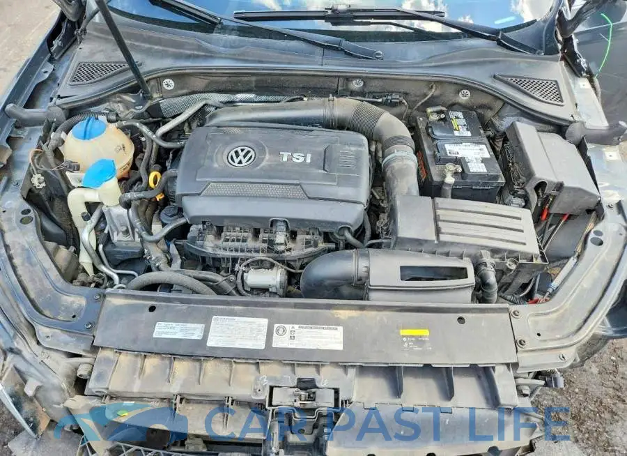 1VWDT7A33HC075227# 11
