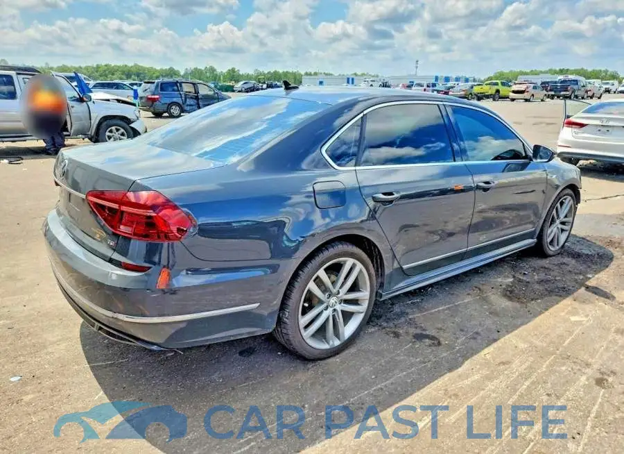 1VWDT7A33HC075227# 3
