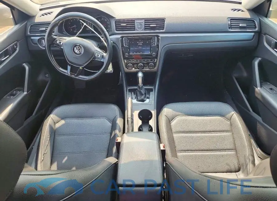 1VWDT7A37HC085002# 8