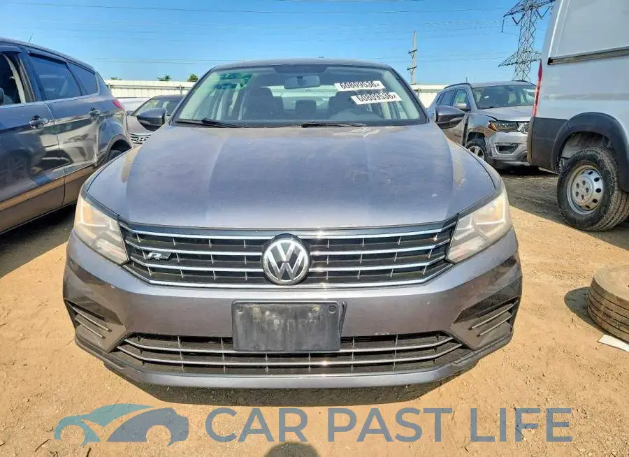 1VWDT7A37HC085002# 5