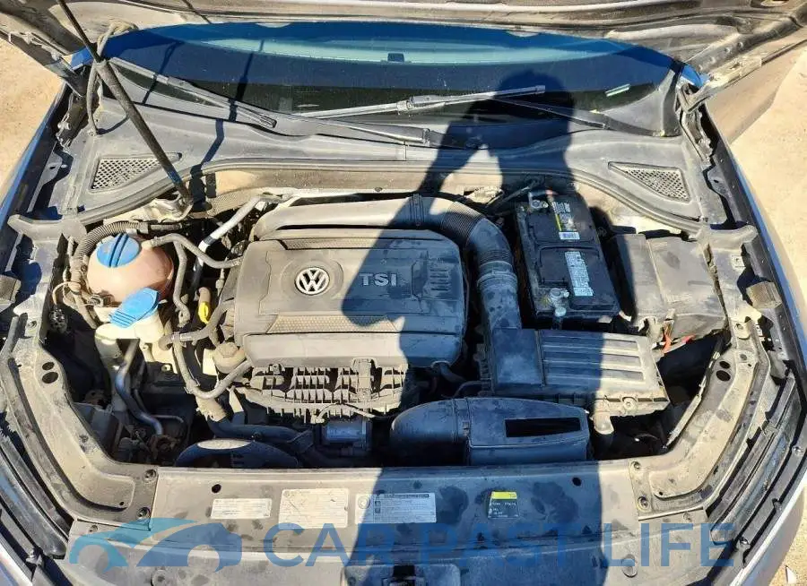 1VWGT7A34HC011842# 11