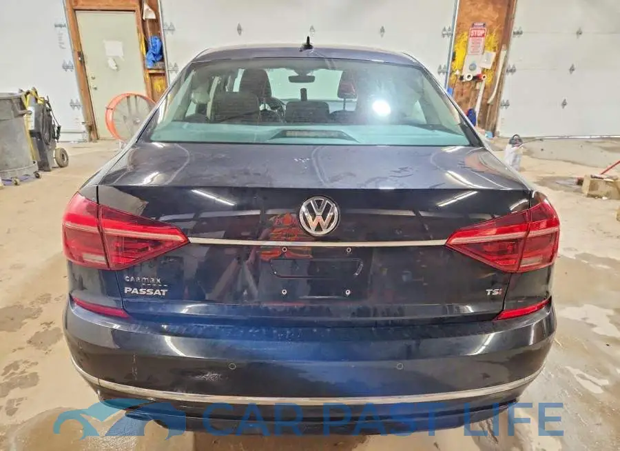 1VWMA7A36KC010496# 6