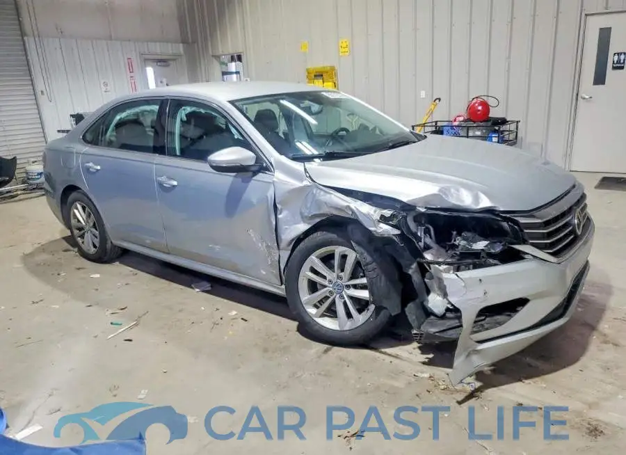 1VWSA7A37LC026828# 4